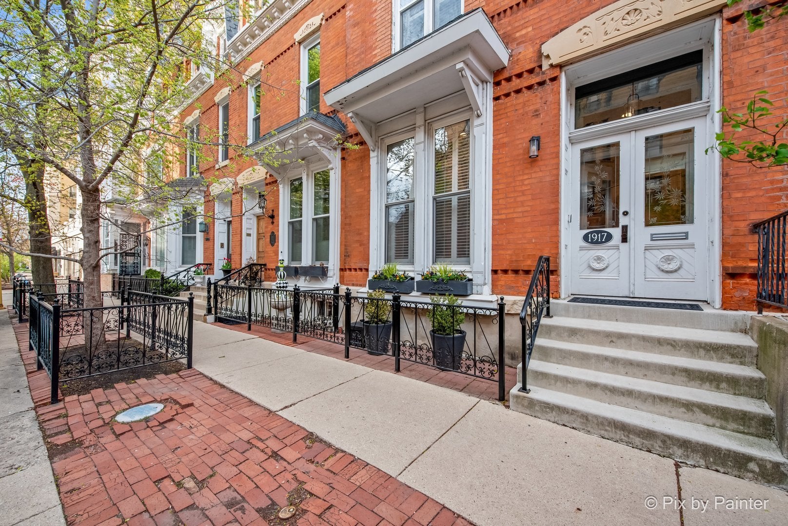 Photo of Listing #12444533