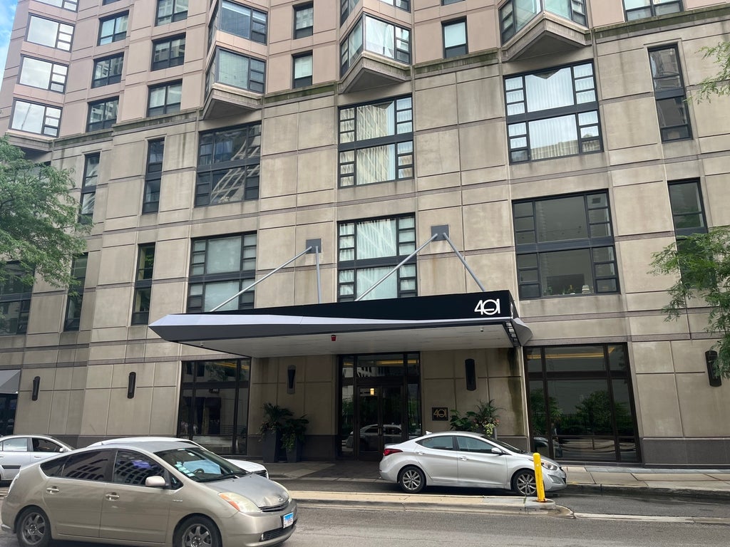 401 East Ontario Street 1704, Chicago, 60611