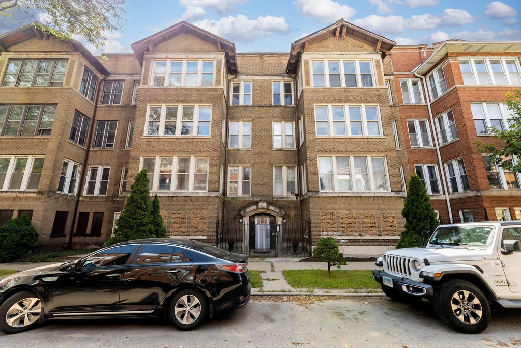 4722 South Ingleside Avenue 3n, Chicago, 60615