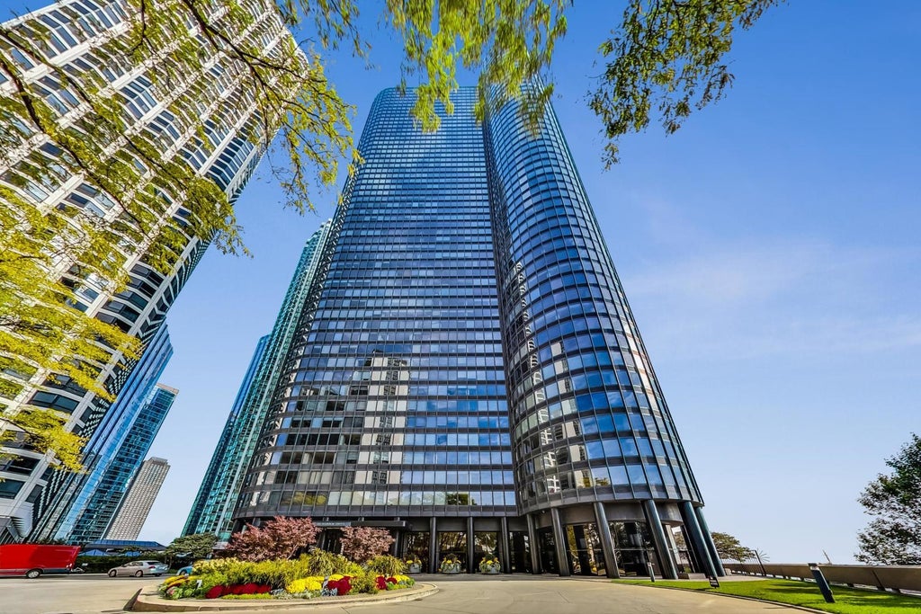 155 North Harbor Drive 4505, Chicago, 60601