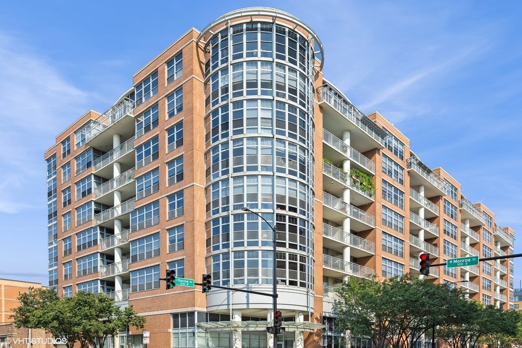 1200 West Monroe Street 805, Chicago, 60607