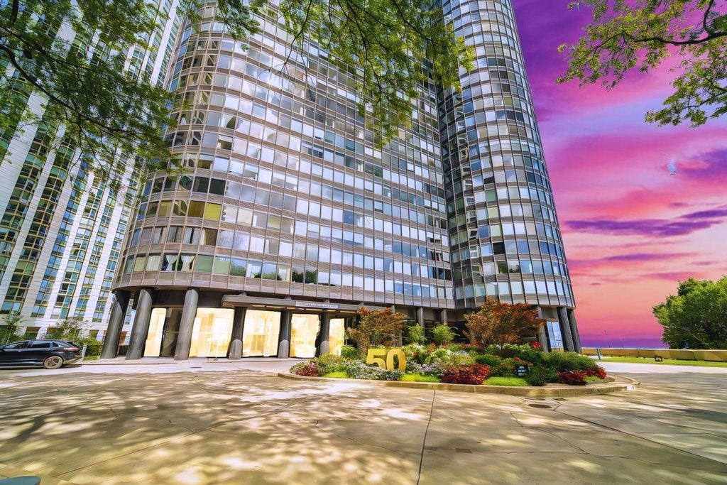 155 North Harbor Drive 1708, Chicago, 60601