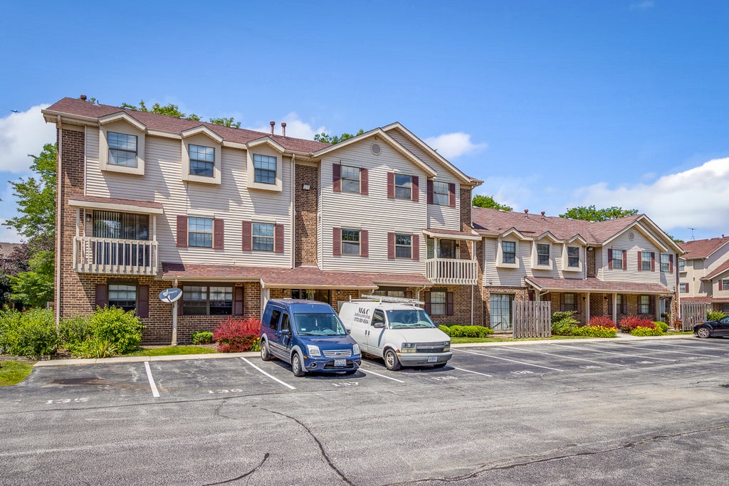 1504 West Jefferson Avenue B, Naperville