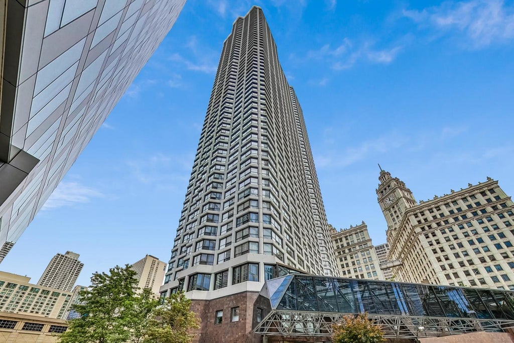 405 North Wabash Avenue 5009, Chicago, 60611