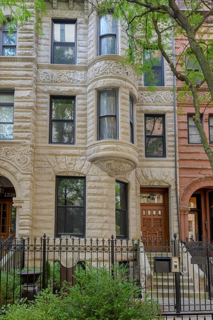 1318 North Astor Street, Chicago, 60610