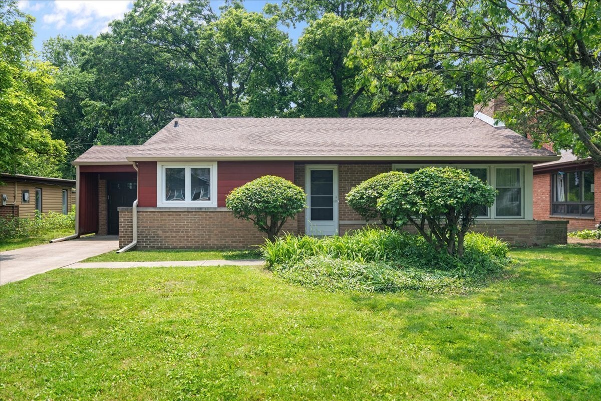 Photo of Listing #12486927