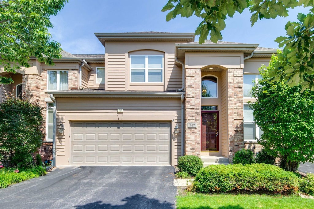 717 Sarah Lane, Northbrook, 60062