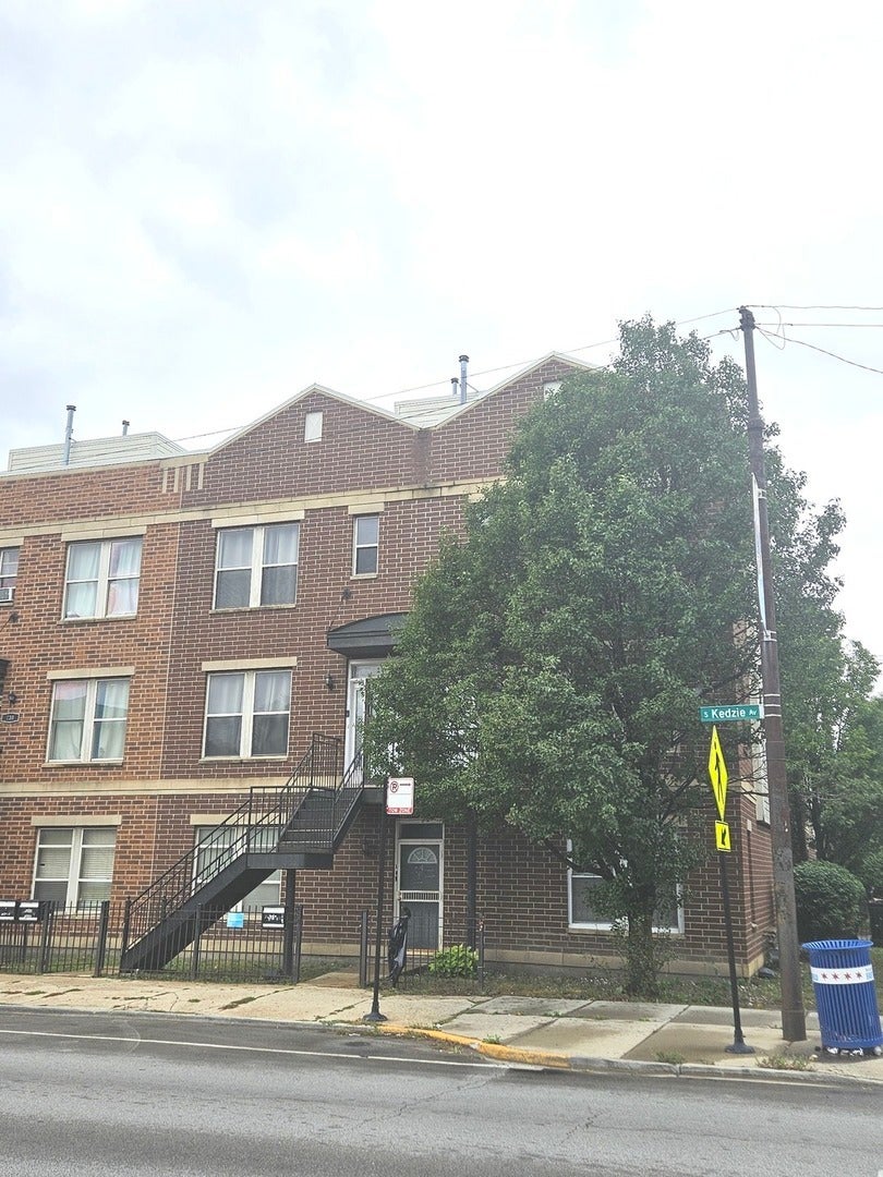 736 South Kedzie Avenue 2, Chicago, 60612