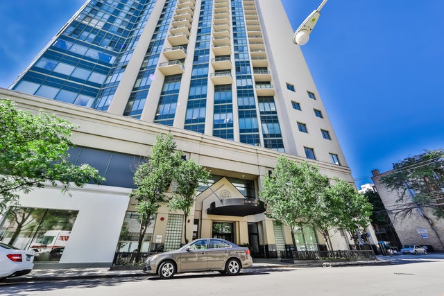 111 West Maple Street 1401, Chicago, 60610