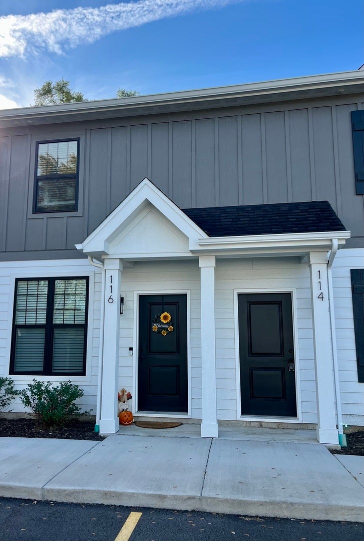 1432 Naperville Wheaton Road 114, Naperville