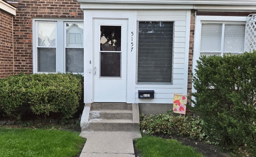5157 West Ainslie Street, Chicago, 60630