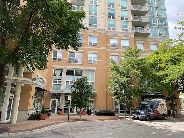 1640 North Maple Avenue 1006, Evanston, 60201