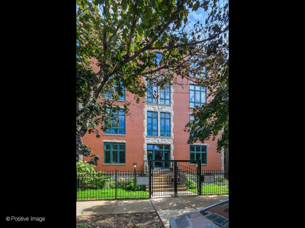 463 North Green Street 2s, Chicago, 60642