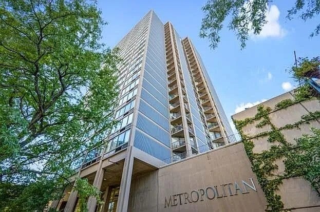 5320 North Sheridan Road 2301, Chicago, 60640