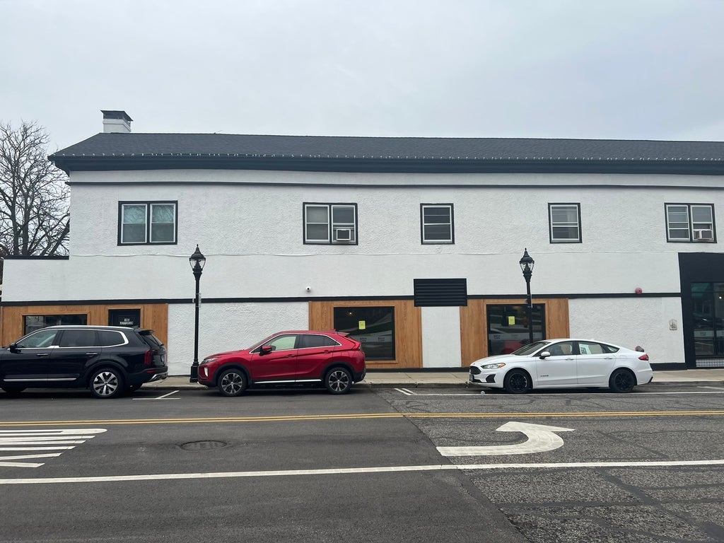 10 East Jefferson Avenue 2, Naperville