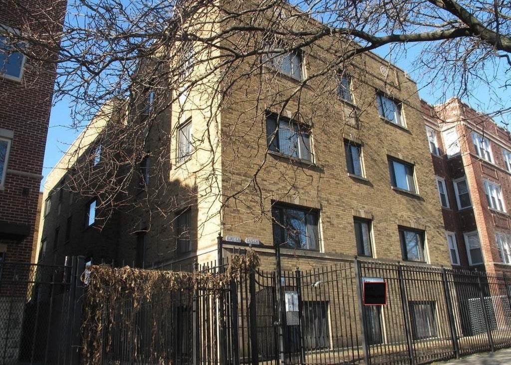 4946 North Harding Avenue 1w, Chicago, 60625