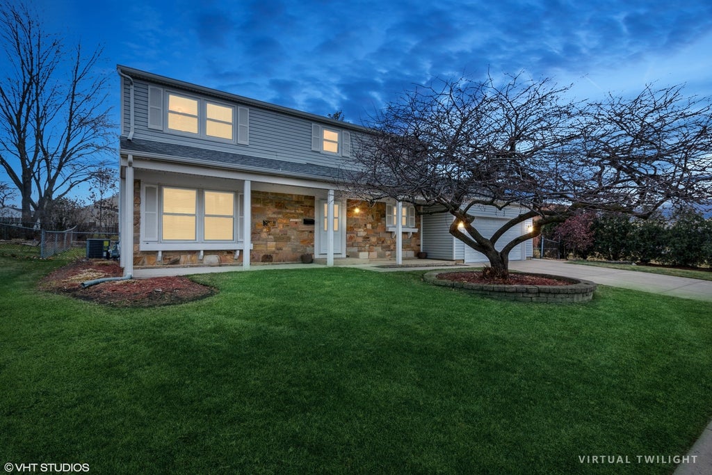 401 North Salem Drive, Schaumburg