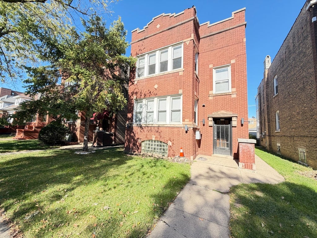 4838 West Addison Street 1f, Chicago, 60641