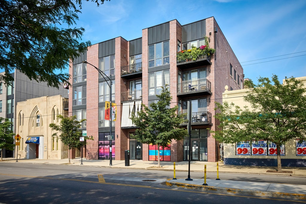 5139 North Broadway Street 310, Chicago, 60640
