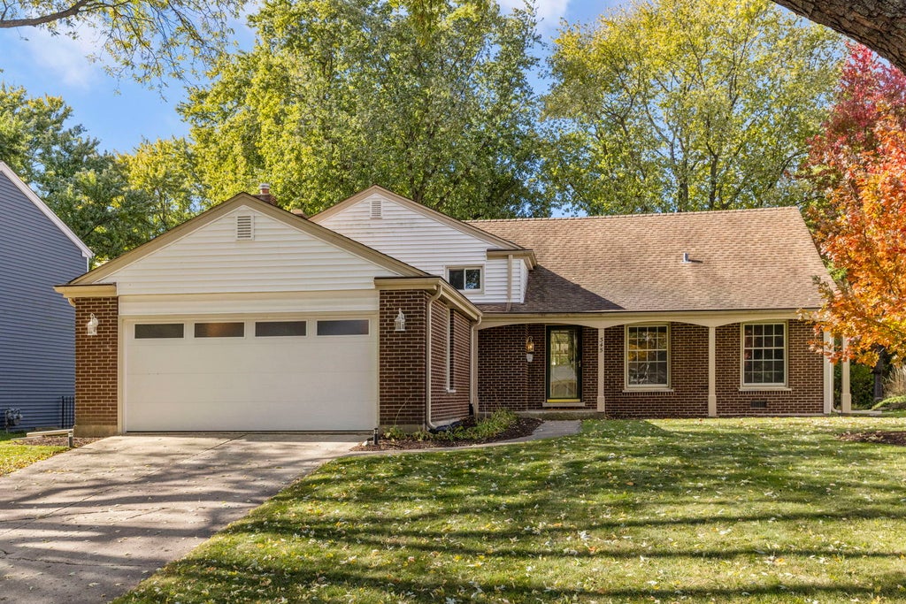 345 Green Valley Drive, Naperville