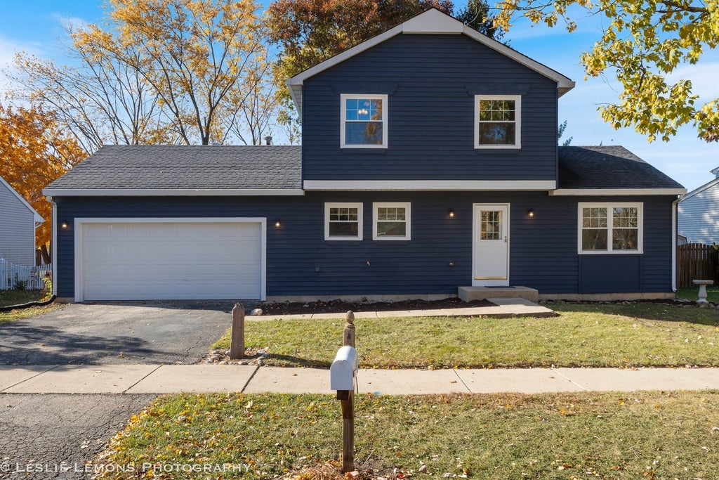1308 Auburn Avenue, Naperville