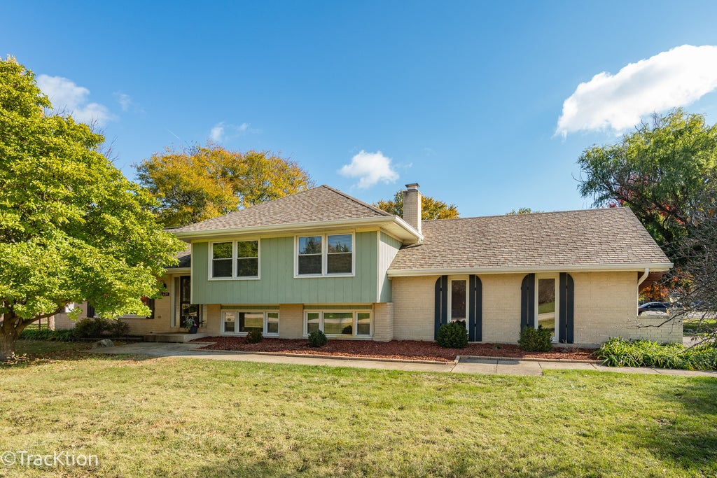 11s639 Mcgrath Lane, Naperville