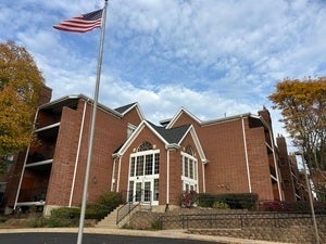 91 Hunt Club Drive 91, St. Charles