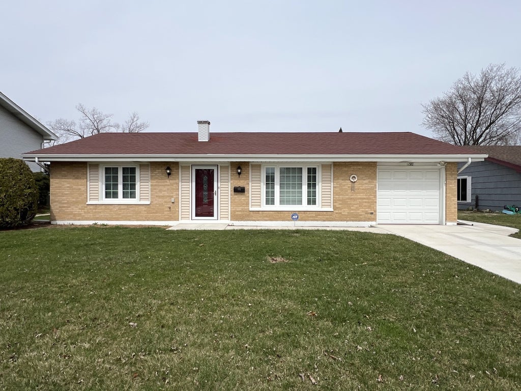 1380 Rosedale Lane, Hoffman Estates