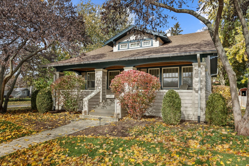 518 South Street, West Dundee