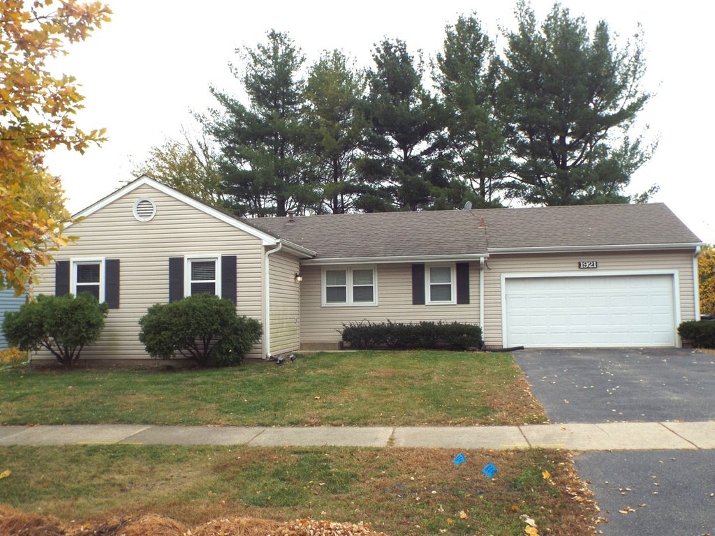 1921 Stanford Street, Naperville