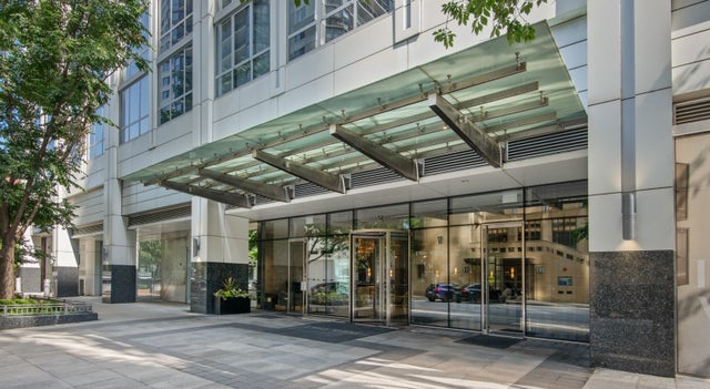 2 West Delaware Place 905, Chicago