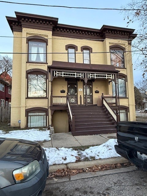 71 Park Row 71, Elgin