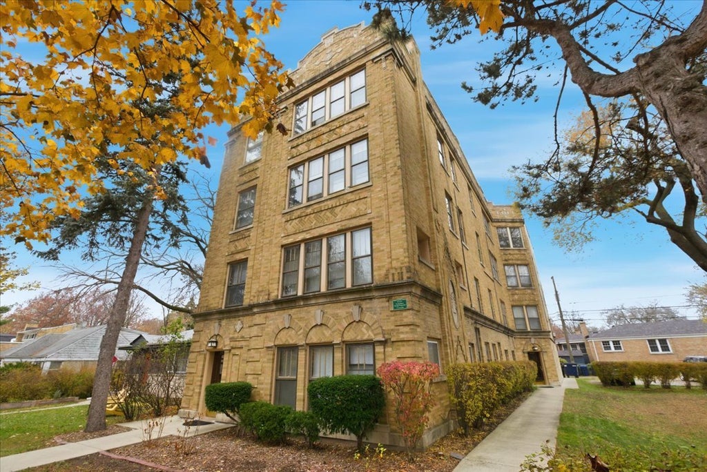 1507 Dobson Street 3, Evanston, 60202