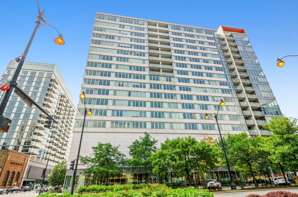 659 West Randolph Street 1020, Chicago, 60661