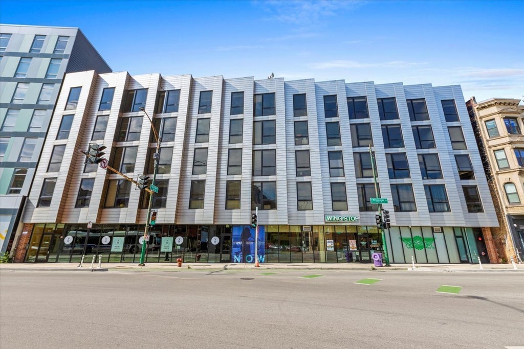 830 North Milwaukee Avenue 305, Chicago, 60642