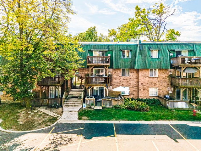 1942 Tall Oaks Drive 1a, Aurora