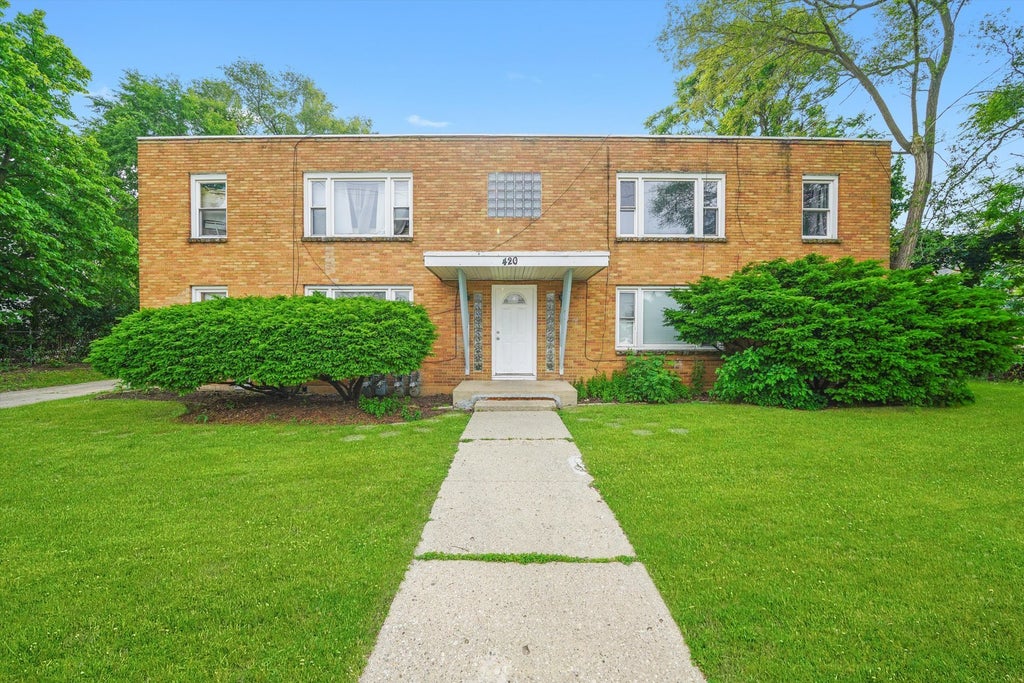 420 Prospect Boulevard 1-n, Elgin