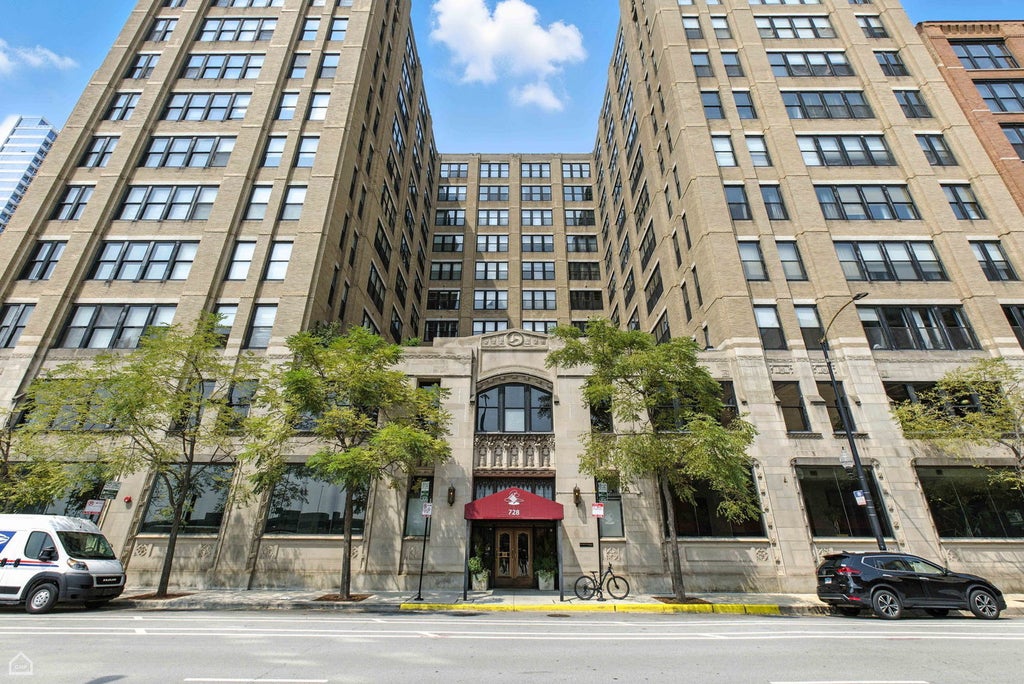 728 West Jackson Boulevard 1206, Chicago, 60661