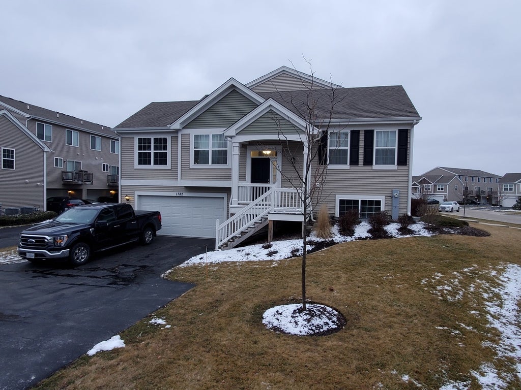 1782 Ruby Drive, Pingree Grove