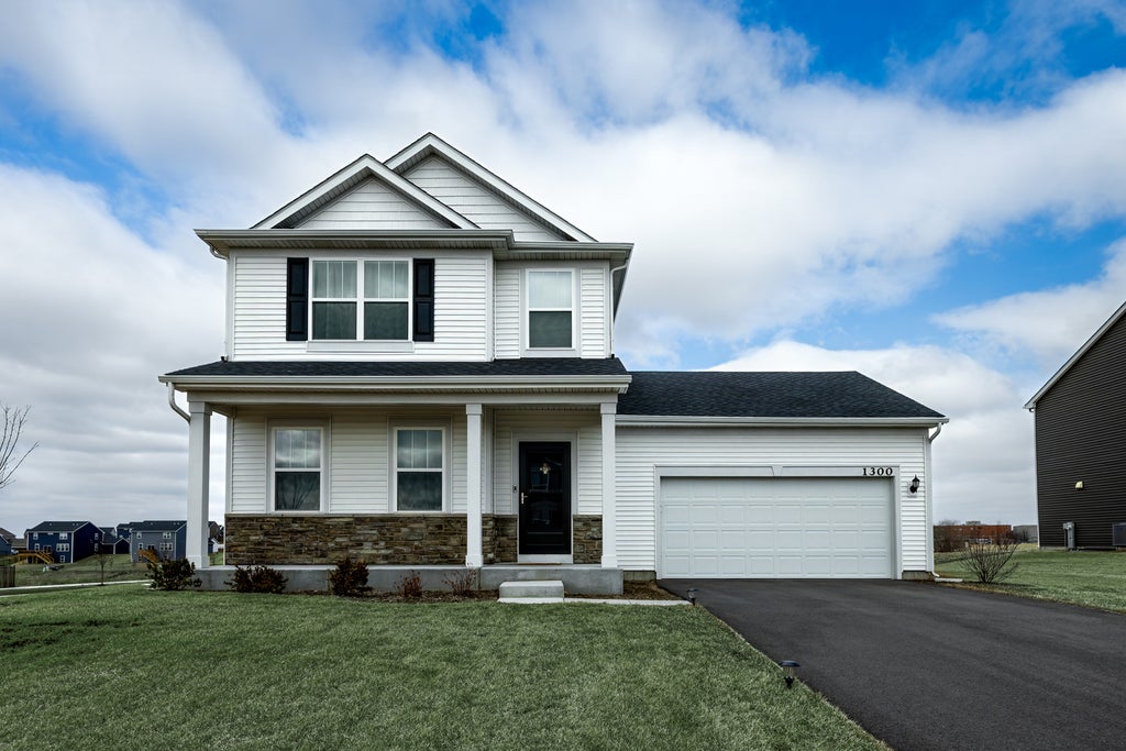 1300 Kentwood Drive, Hampshire