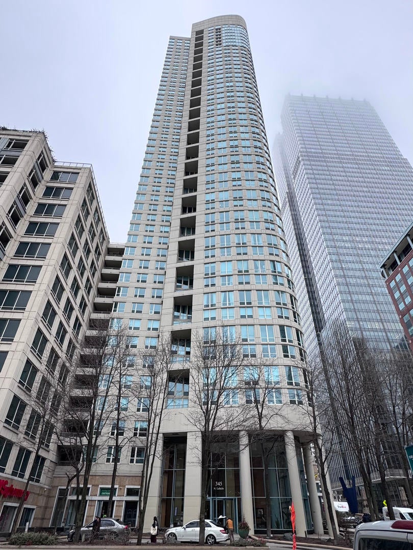 345 North Lasalle Drive 801, Chicago, 60654