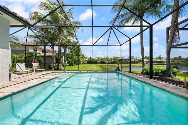 Photo of 3264 Pacific Dr, NAPLES FL