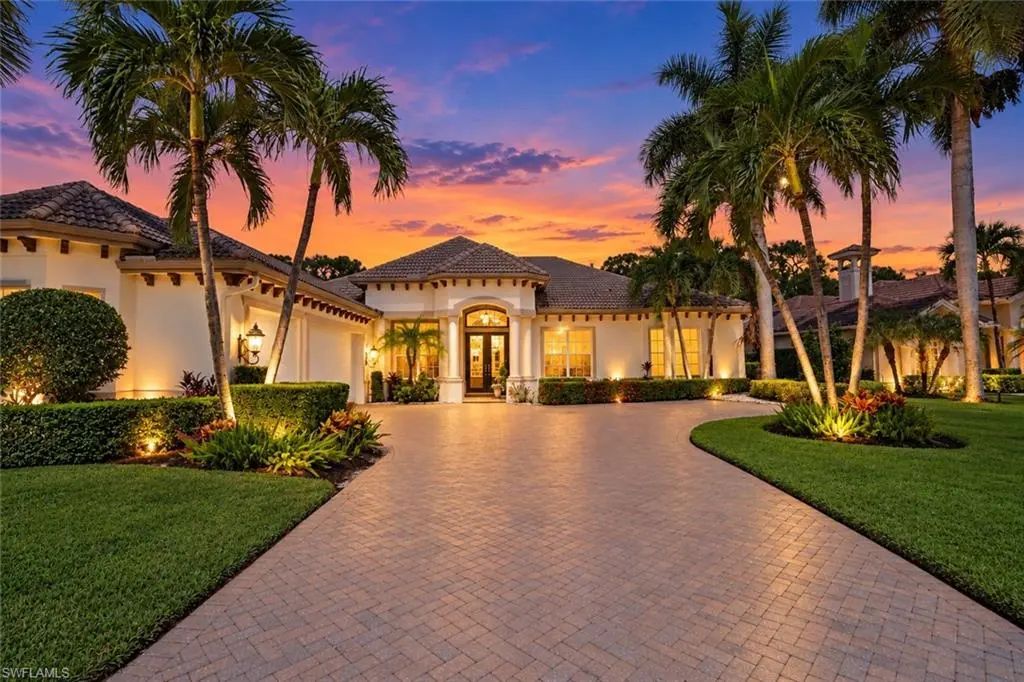7491 Treeline Dr, Naples