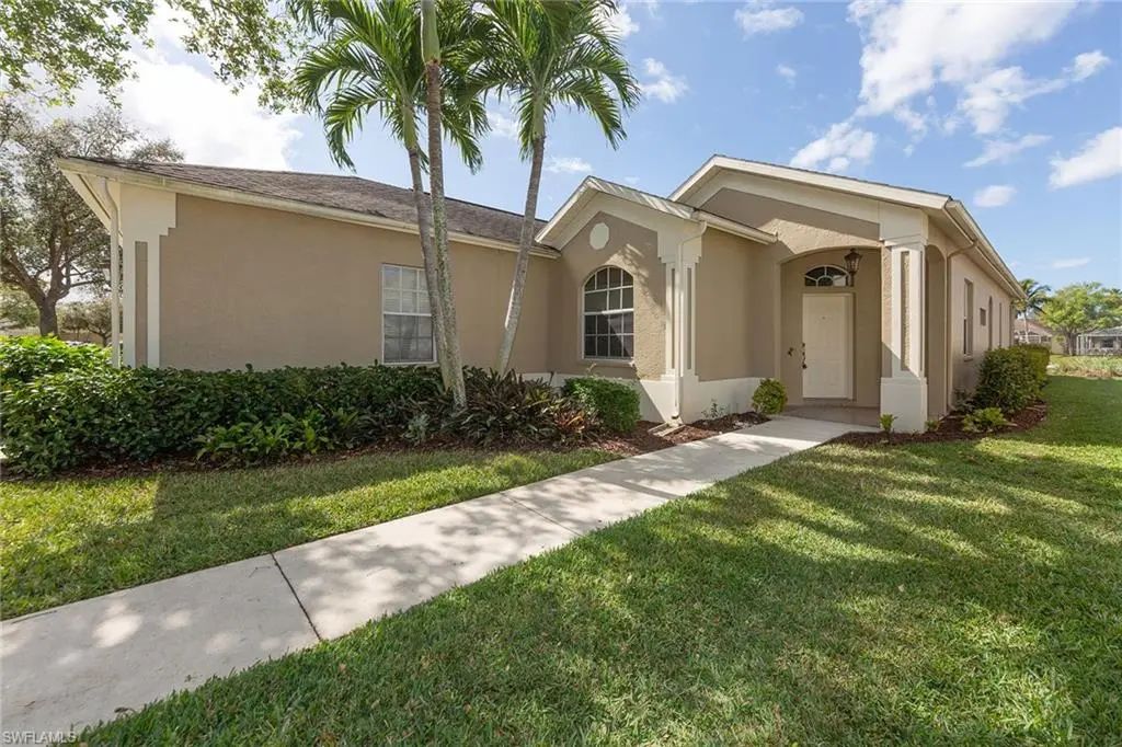 8059 Tauren Ct, Naples