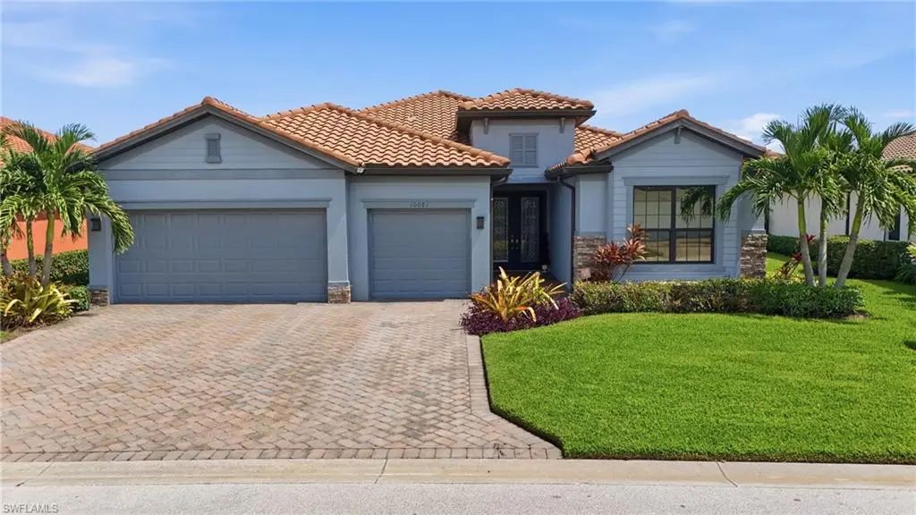 10081 Avalon Lake Cir, Fort Myers