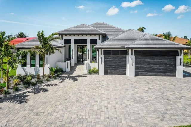 Photo of 2718 Gleason Pkwy, CAPE CORAL FL
