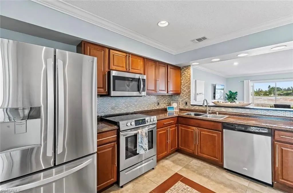 25486 Cockleshell Dr 806, Bonita Springs