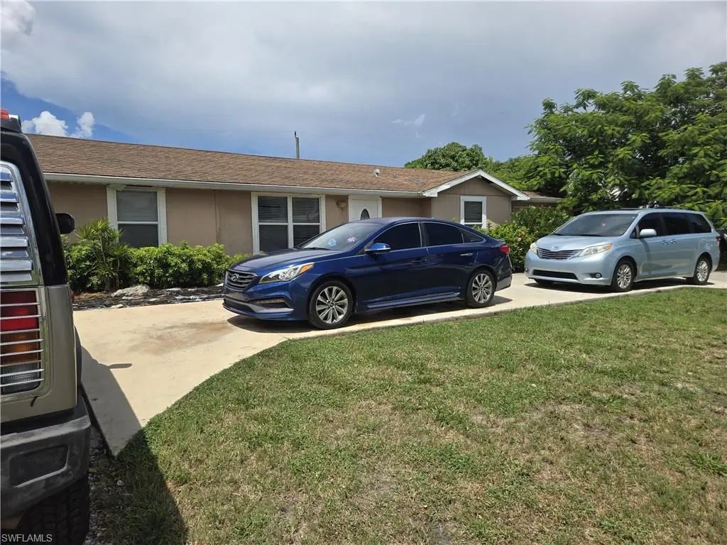 2201 46th St Sw, Naples
