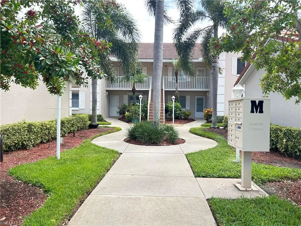 6780 Dennis Cir M103, Naples