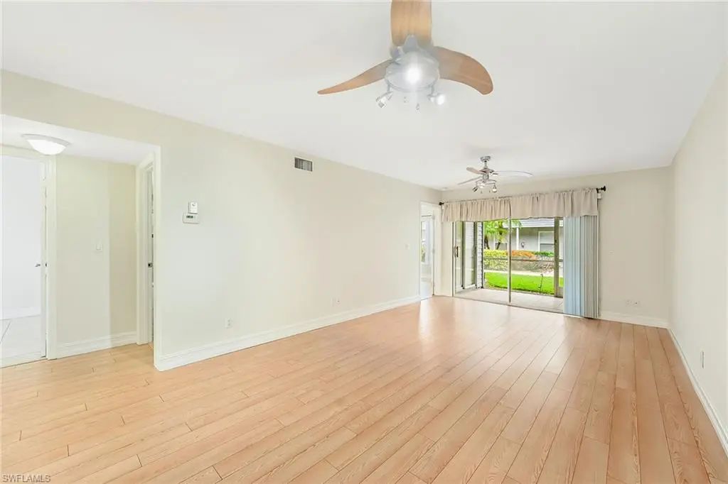 1933 Courtyard Way D-103, Naples